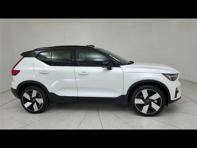 BUY VOLVO XC40 RECHARGE PURE ELECTRIC 2024 TWIN PLUS, EV BIDDER