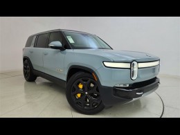 2024 RIVIAN R1S ADVENTURE 